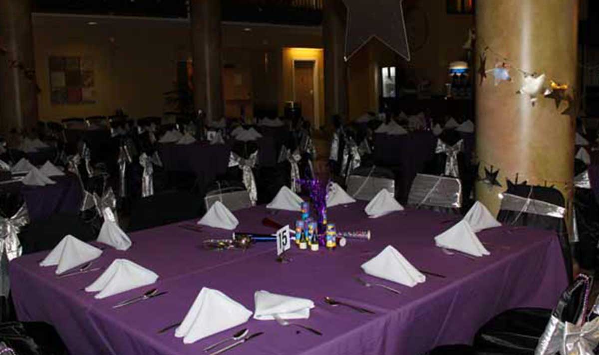 Plan your family & corporate event at Holiday Inn